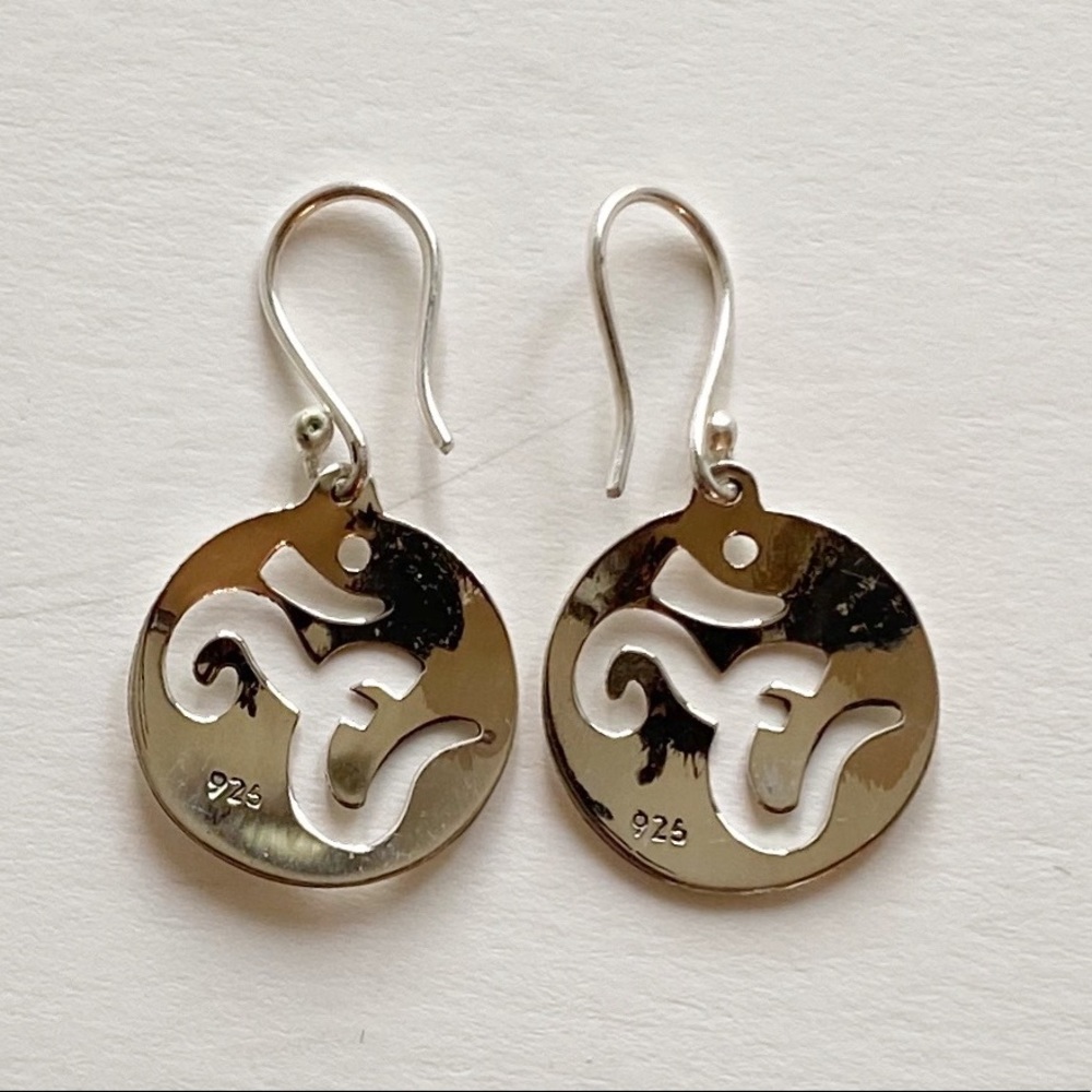 925 Sterling Dangle Pierced Earrings - Picture 4 of 5